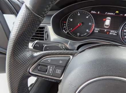 Audi - A6