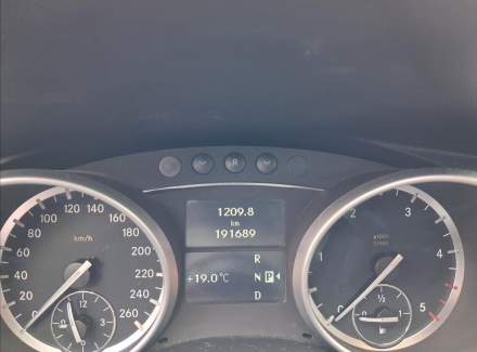 Mercedes-Benz - R-class