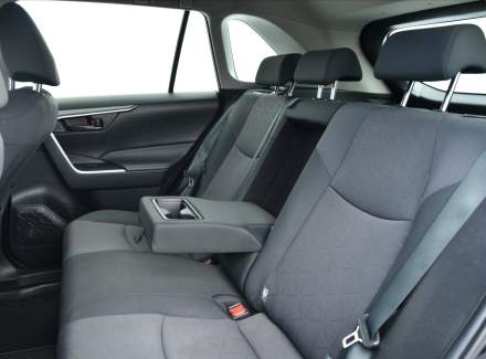 Toyota - RAV 4