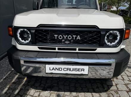 Toyota - Land Cruiser