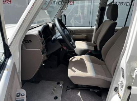 Toyota - Land Cruiser