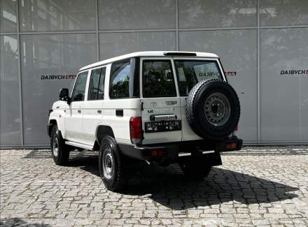 Toyota - Land Cruiser