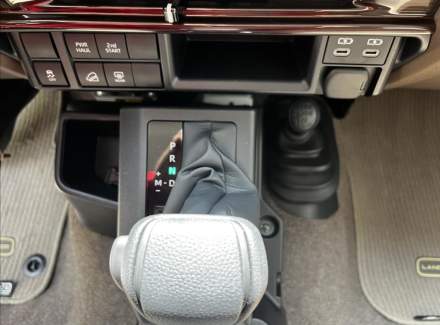 Toyota - Land Cruiser