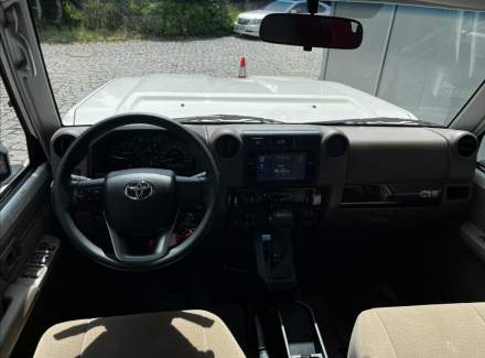 Toyota - Land Cruiser