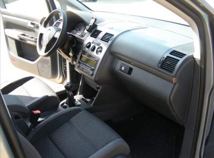 Volkswagen - Touran
