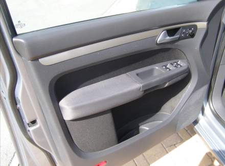 Volkswagen - Touran