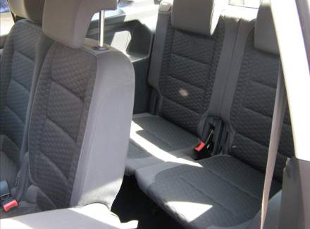 Volkswagen - Touran
