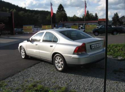 Volvo - S60