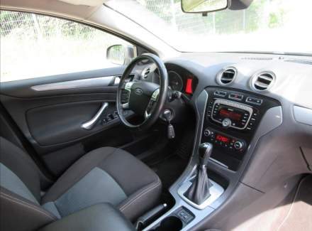 Ford - Mondeo