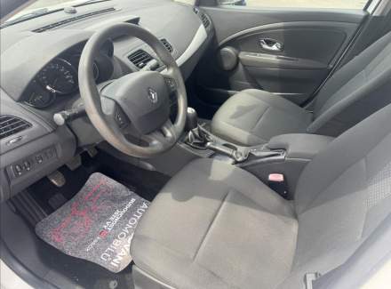 Renault - Fluence