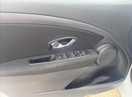 Renault - Fluence
