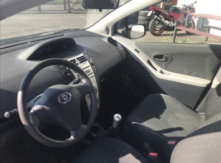 Toyota - Yaris