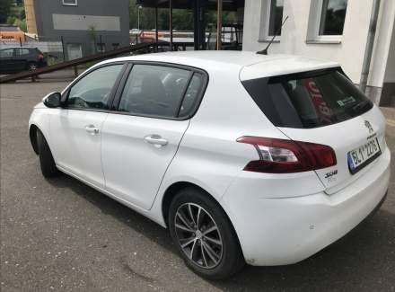 Peugeot - 308