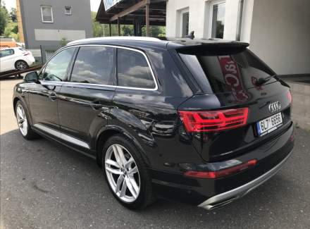 Audi - Q7