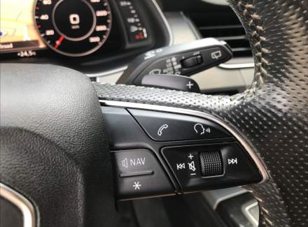 Audi - Q7