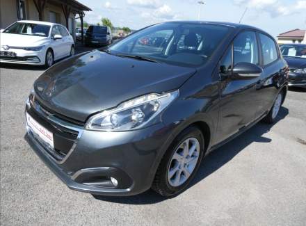 Peugeot - 208