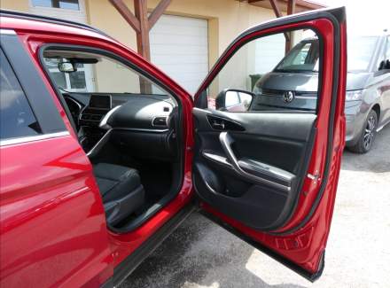Mitsubishi - Eclipse Cross