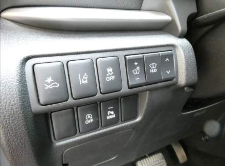 Mitsubishi - Eclipse Cross