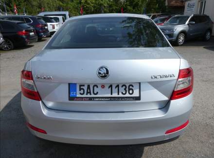 Škoda - Octavia