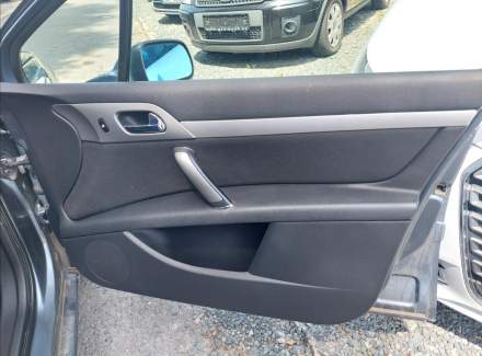 Peugeot - 407