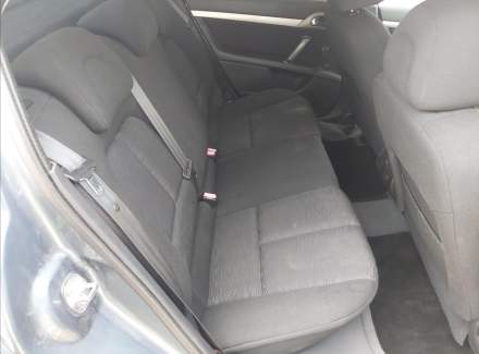 Peugeot - 407