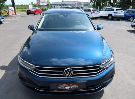 Volkswagen - Passat