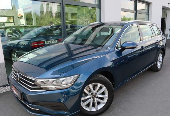 Volkswagen - Passat