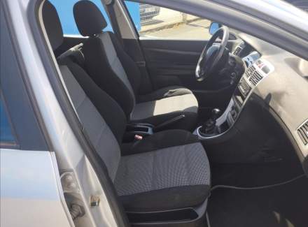 Peugeot - 307
