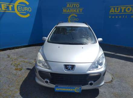 Peugeot - 307