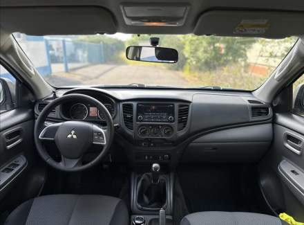 Mitsubishi - L 200