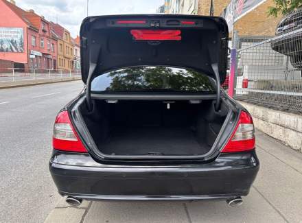 Mercedes-Benz - E-class