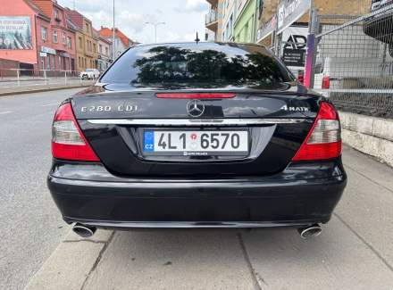 Mercedes-Benz - E-class
