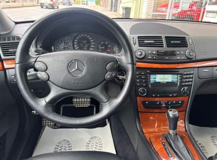 Mercedes-Benz - E-class