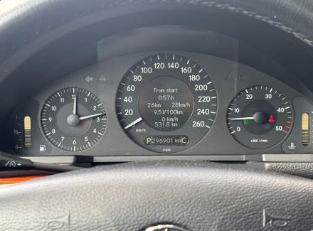 Mercedes-Benz - E-class