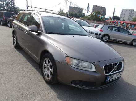Volvo - V70