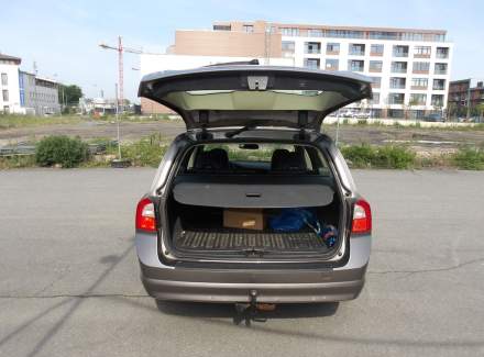 Volvo - V70