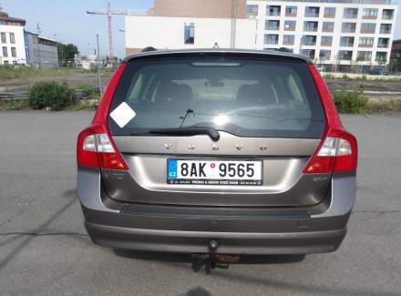Volvo - V70