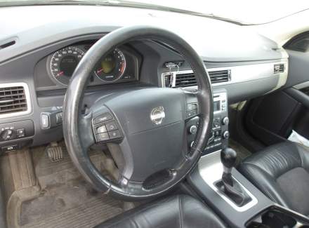 Volvo - V70