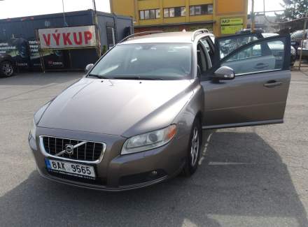 Volvo - V70