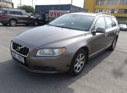 Volvo - V70