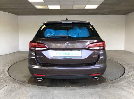 Opel - Astra