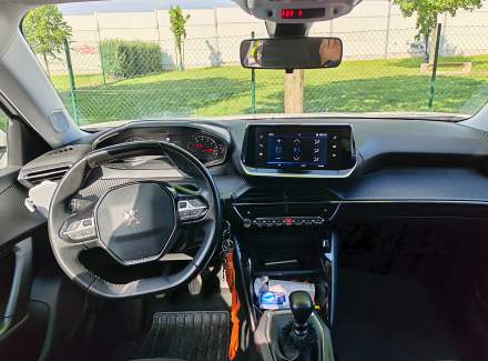 Peugeot - 2008 1.2 PureTech (100 Hp)