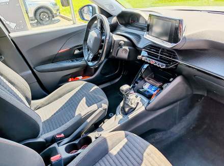 Peugeot - 2008 1.2 PureTech (100 Hp)