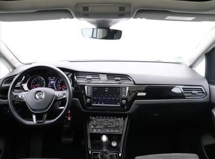 Volkswagen - Touran
