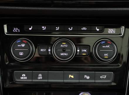 Volkswagen - Touran