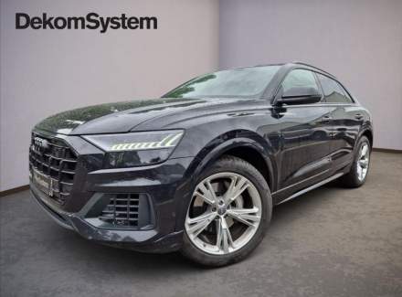 Audi - Q8