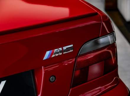 BMW - M5