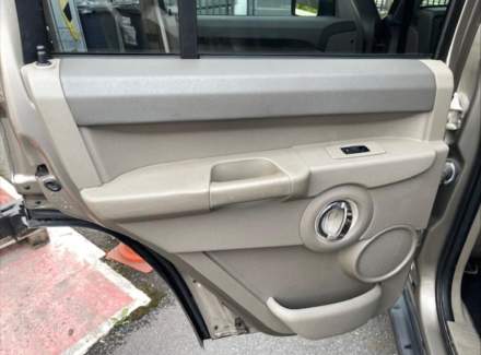 Jeep - Commander