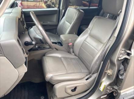 Jeep - Commander