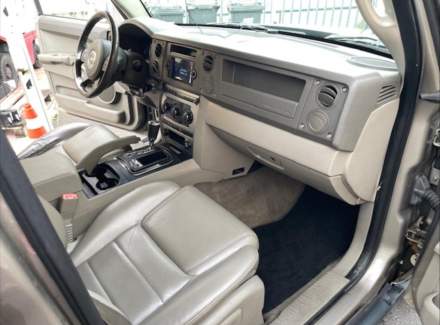 Jeep - Commander